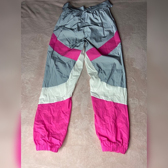 Pants - Picture 12 of 16